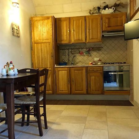 Il Trullo Di Giulietta Bed & Breakfast Impalata Dış mekan fotoğraf