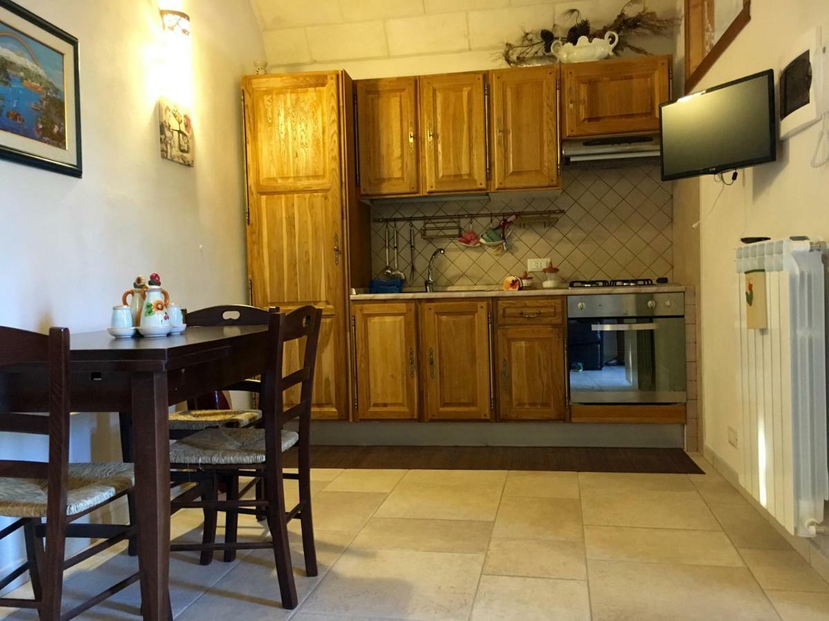 Il Trullo Di Giulietta Bed & Breakfast Impalata Dış mekan fotoğraf